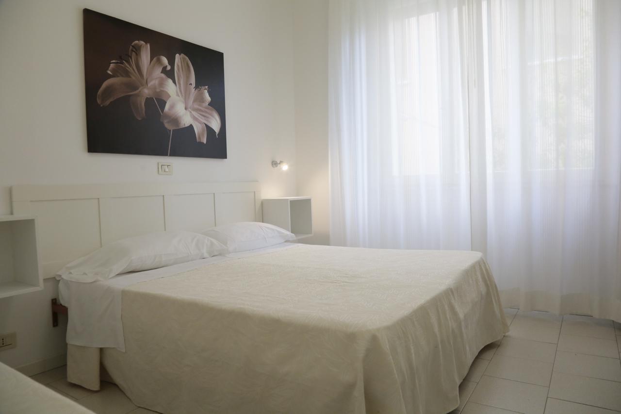 Residence Villa Ofelia Rimini Ngoại thất bức ảnh